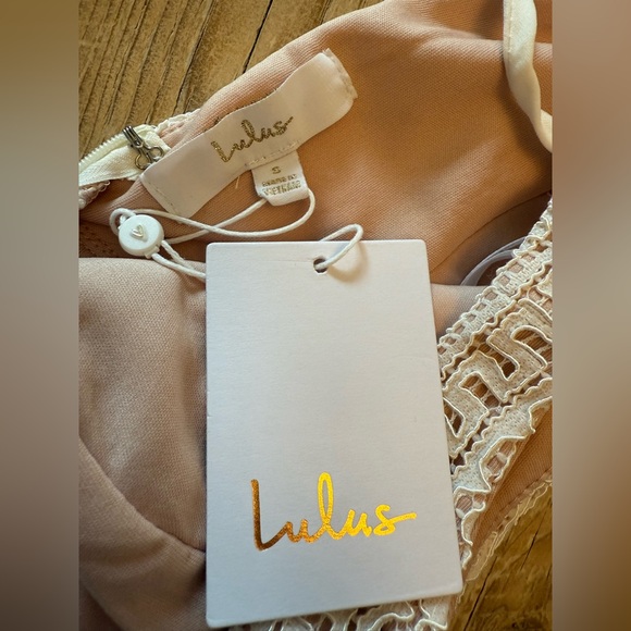 Lulu's Cream Lace Maxi Wedding Dress Nude Lining S NWT - Picture 5 of 11